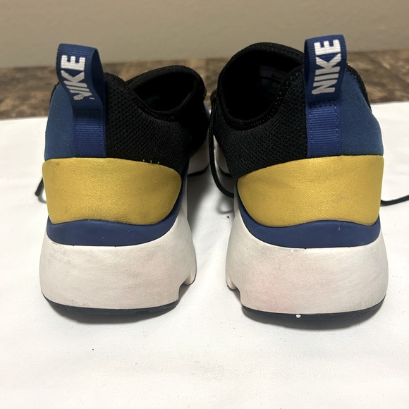 Nike Pocket Fly Dm Men’s Running Training Shoes Sneakers, Size 12 - Picture 3 of 12